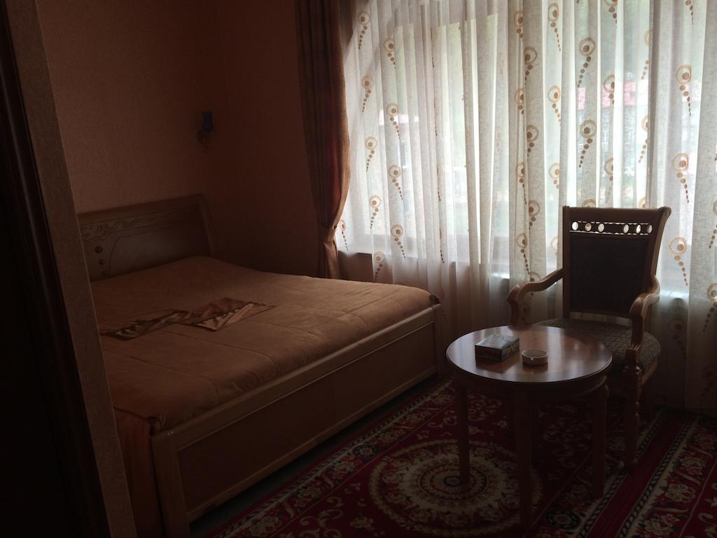 Nairi Hotel Jermuk Exterior photo