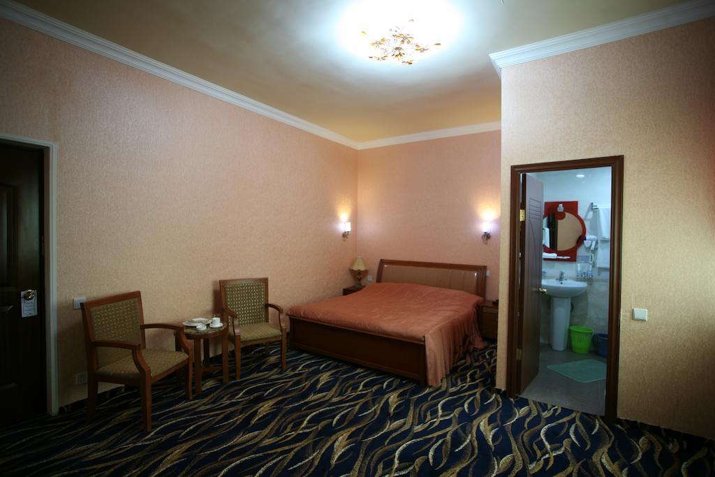Nairi Hotel Jermuk Exterior photo