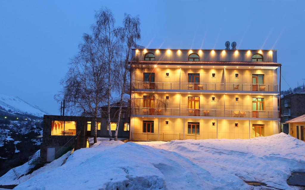 Nairi Hotel Jermuk Exterior photo